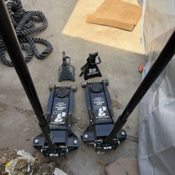 Floor Jacks And Jack Stands 