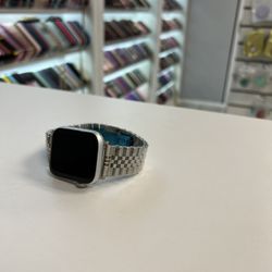 Apple Watch Series 6 45 MM 179$