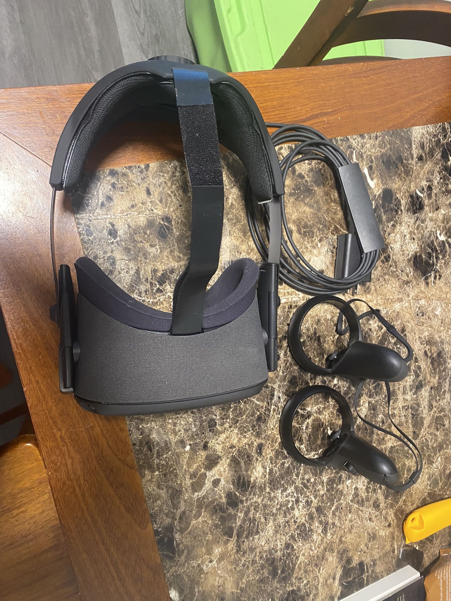 Oculus Quest (1st Generation)