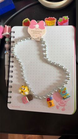 Fashion necklace
