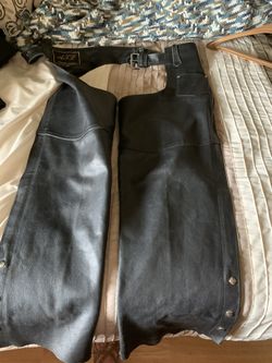 Motorcycle chaps