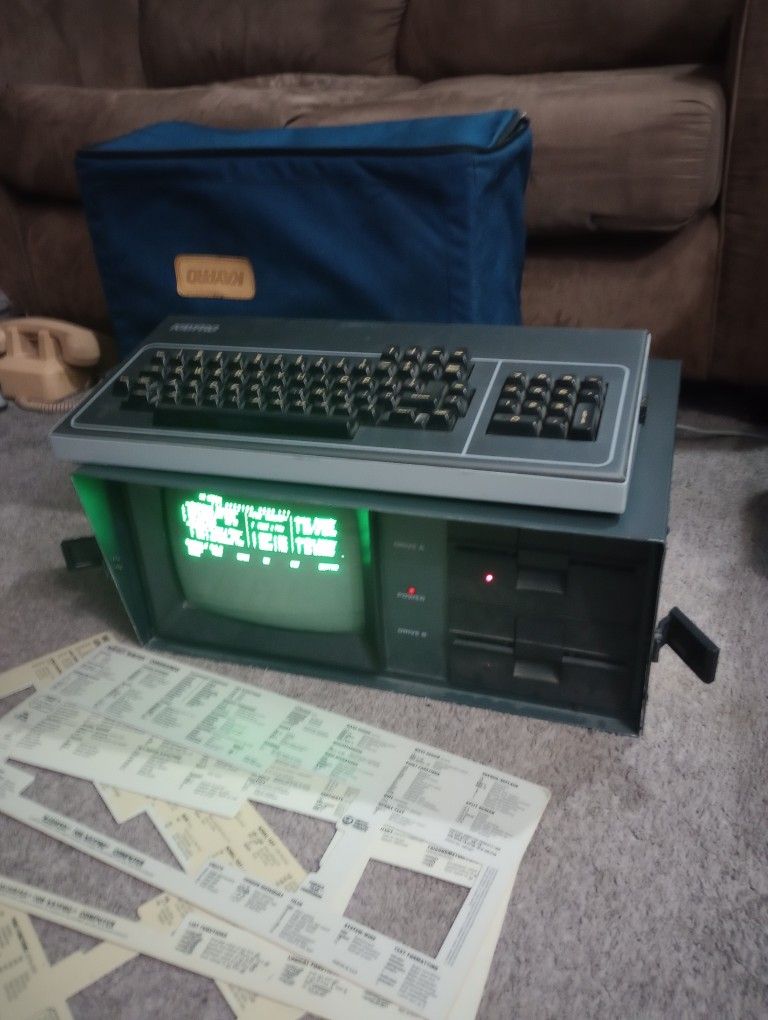 Vintage 80's Kaypro 4 Transportable Computer