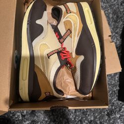 Travis Scott Air max 1 