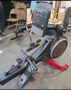 BRAND NEW ProForm 750R RowerE