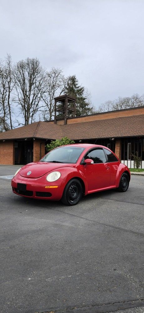 2010 VOLKSWAGEN NEW BEETLE BASE PZEV