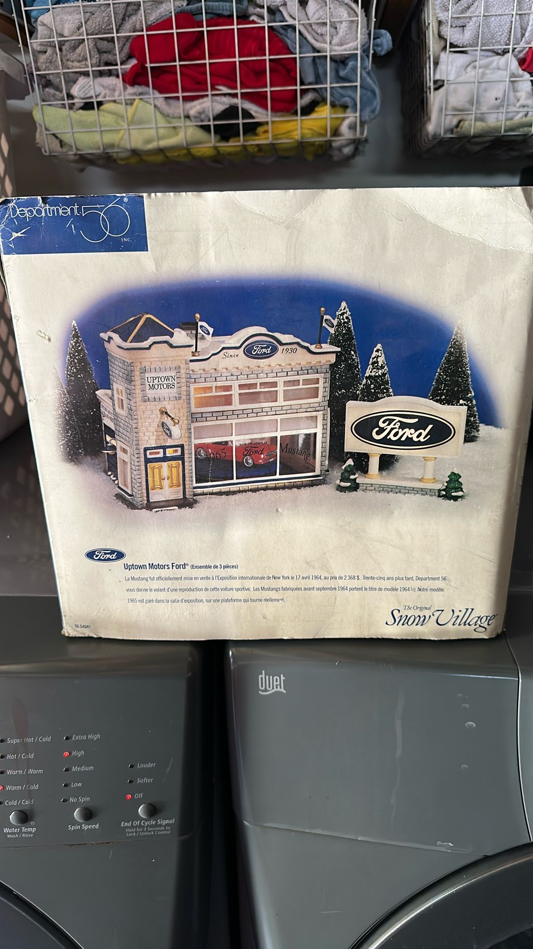 Department 56 Uptown Motors Ford