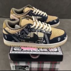 Nike Dunk SB Low Travis Scott