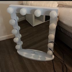 Impression Vanity Mirror