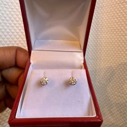 Diamond Stud Earrings-FREE ring