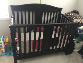 Cafe Kid Morgan Convertible 4 in 1 Crib for Sale in La Habra CA OfferUp
