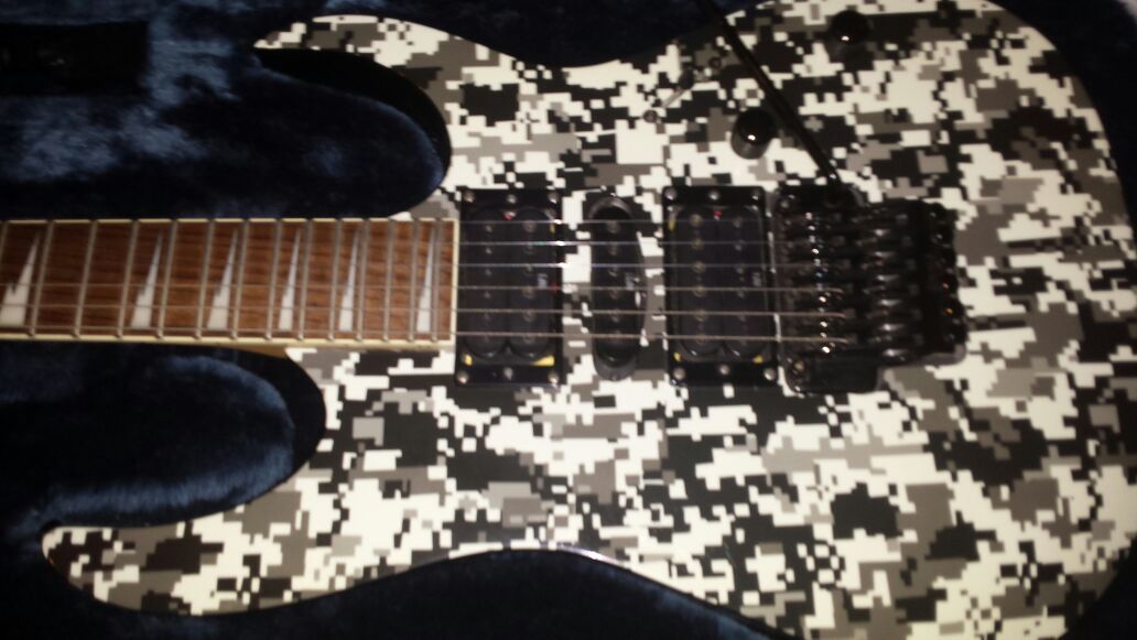 Ibanez RG 370 DX Digital Camo