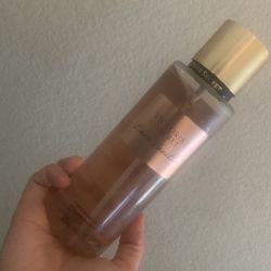 victorias Secret Bare Vanilla Original Price 20$ New Price 10$
