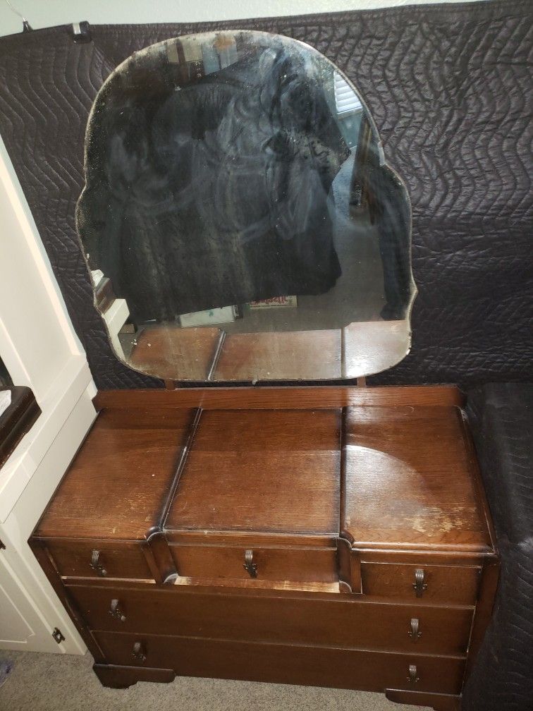 Vanity Dresser With Nightstand Set