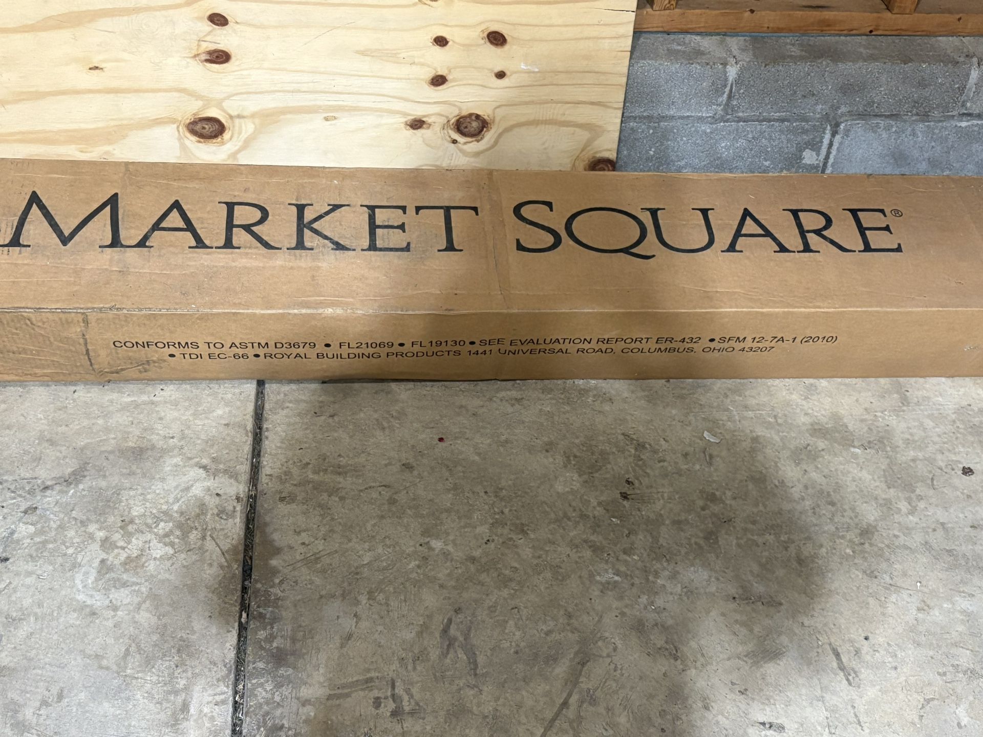 Market Square Siding