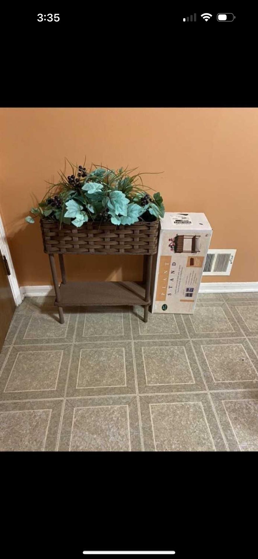 plant stand. brand new