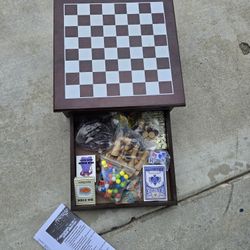 Multi Game Board Chess check Domino And More