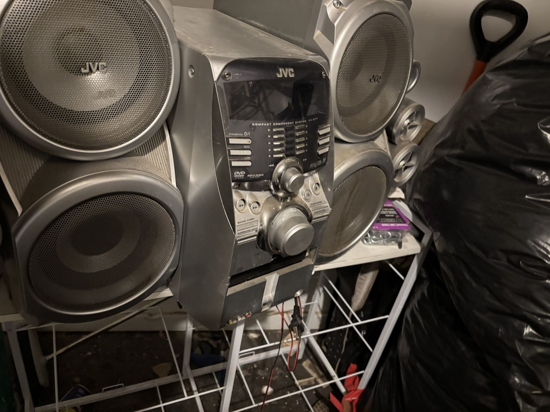 speakers