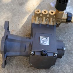 NEW 4200PSI PRESSURE WASHER PUMP