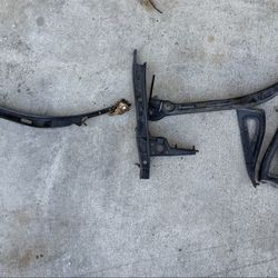 05-11 Tacoma headlight brackets