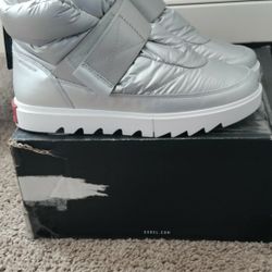 Brand New Sorel Shoe