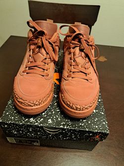 Jordan Spizike Low
Canyon Rust