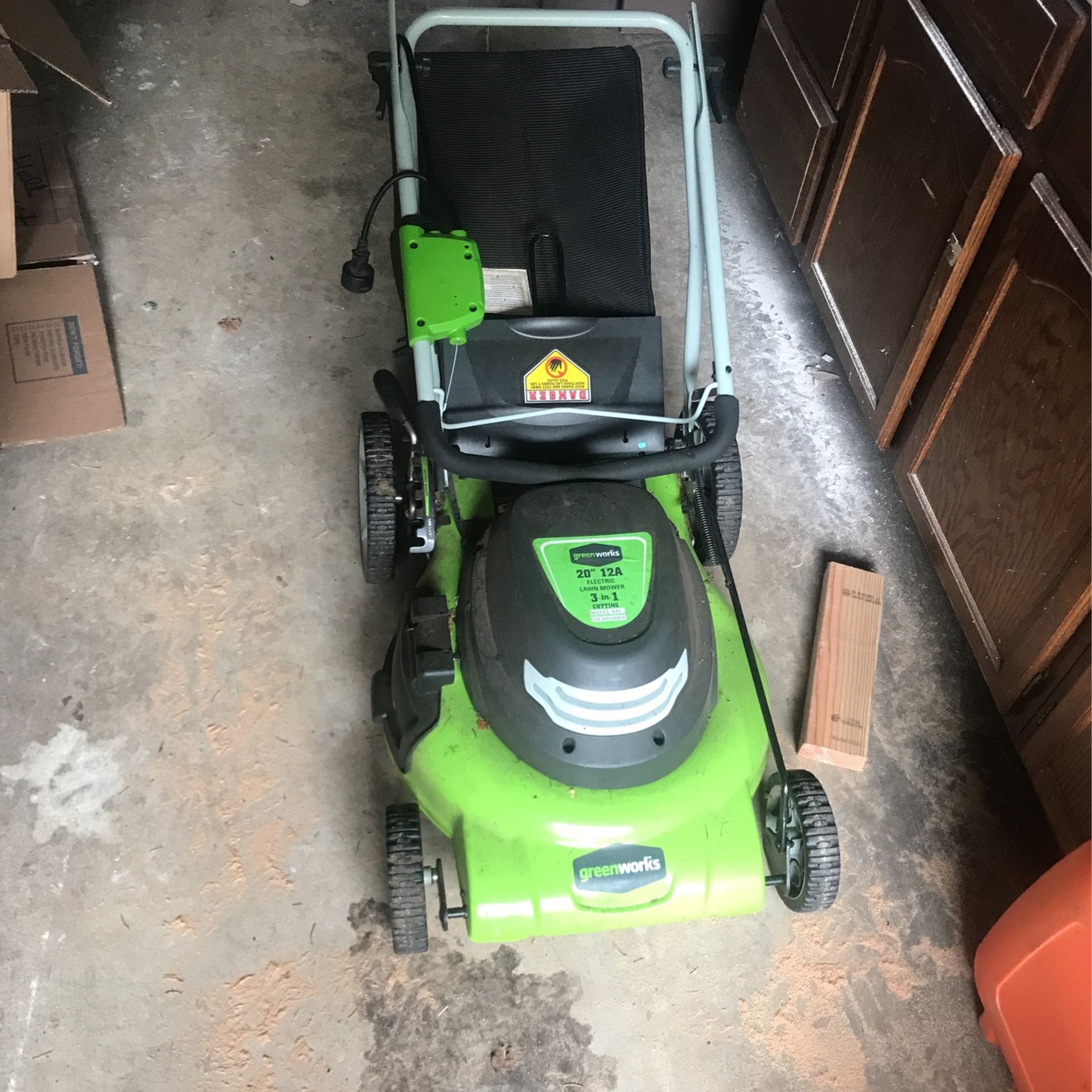 Lawn Mower, Electric