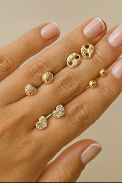 18K Italy Gold Stud Earrings – Elegant Topos (3mm to 8mm) – Premium Quality #Pure18k