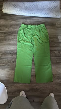 Fashion Nova Men’s Green slacks