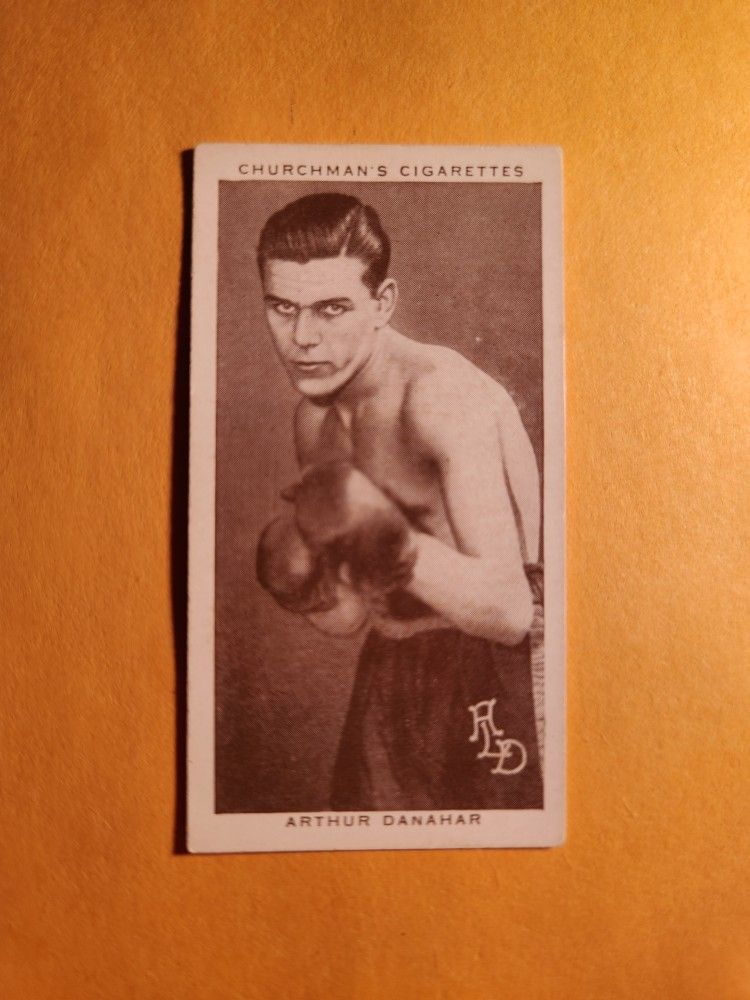 EX+ Authentic 1938 Churchman's Cigarettes Arthur Danahar Boxing Tobacco Card #10