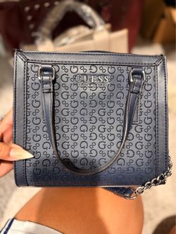 Guess purse