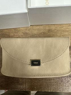 Chloe Sunglass Case