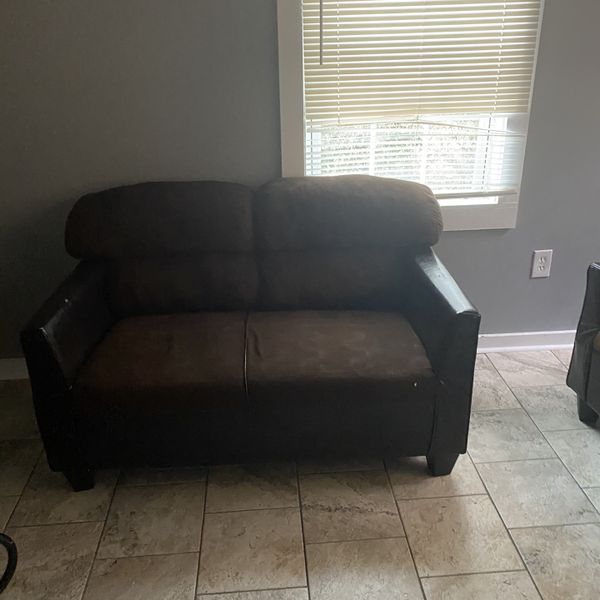 Slightly Used Couches 150.00 OBO for Sale in Memphis, TN OfferUp