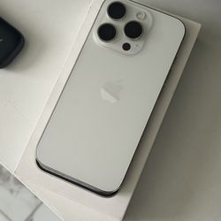 iPhone 15 256GB in white titanium unlocked