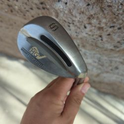 Henry Griffitts golf wedge S