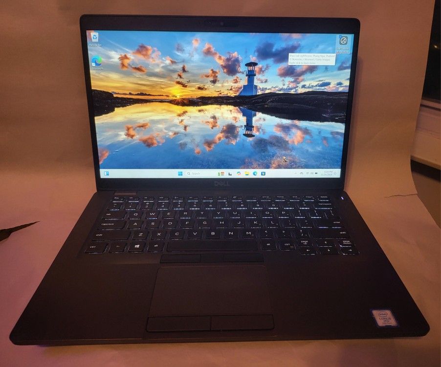 Refurbished Dell Latitude 5400, i5-8365u, 8gb ram, 256gb ssd, 1080p touchscreen