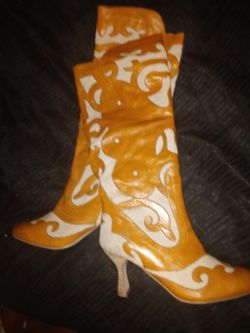 Ladies Designer Boots
