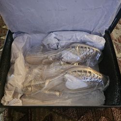 Pelle Moda Adaline-MS Plat Gold Metallic Suede 7-1/2M NIB 