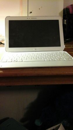 Samsung ATIV tablet w/keyboard