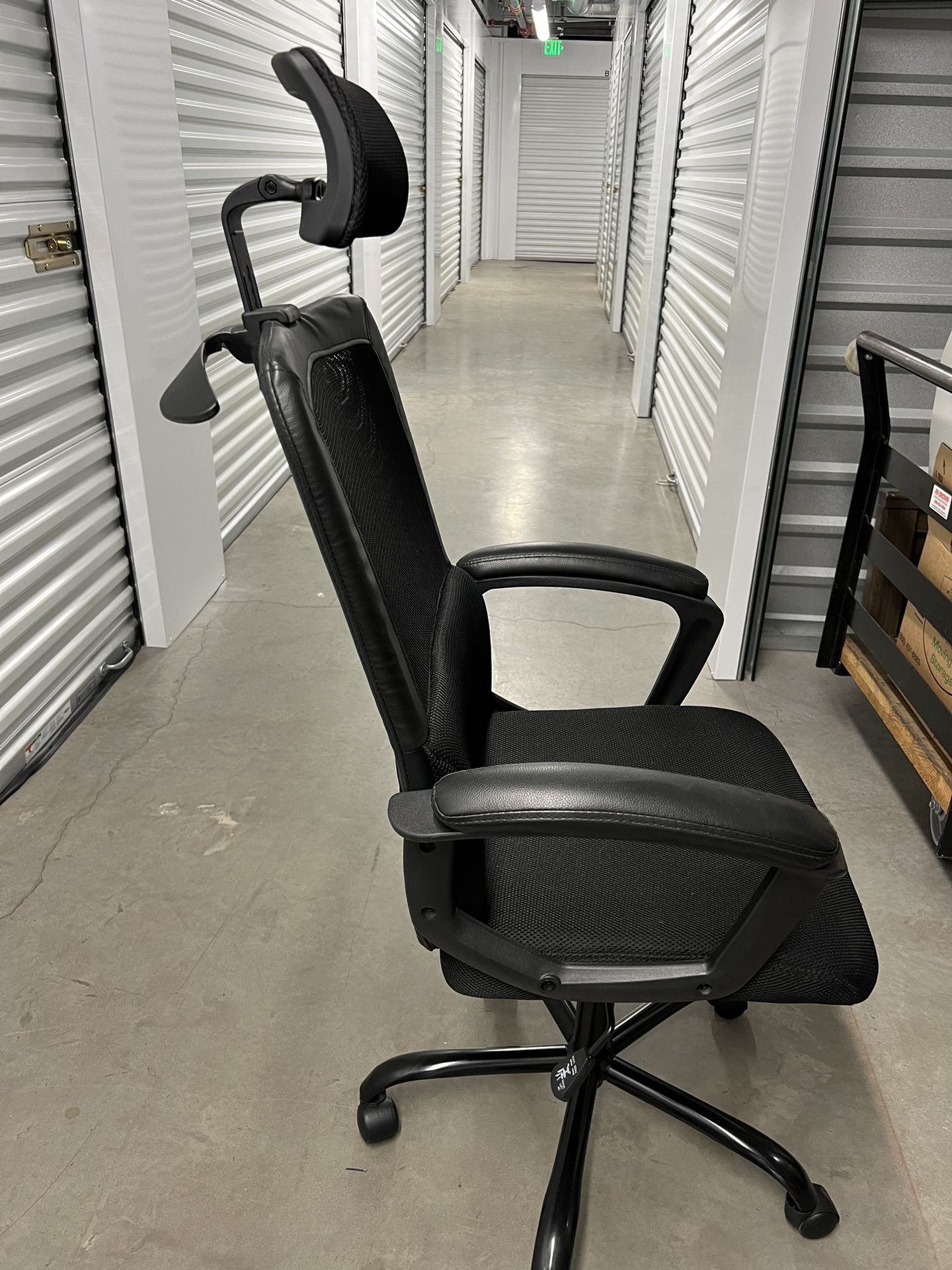Office Chair With Built in Massager. Need To Go.
