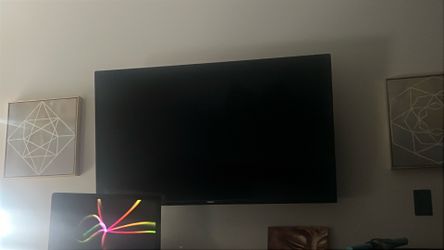 TV -Phillips 50”