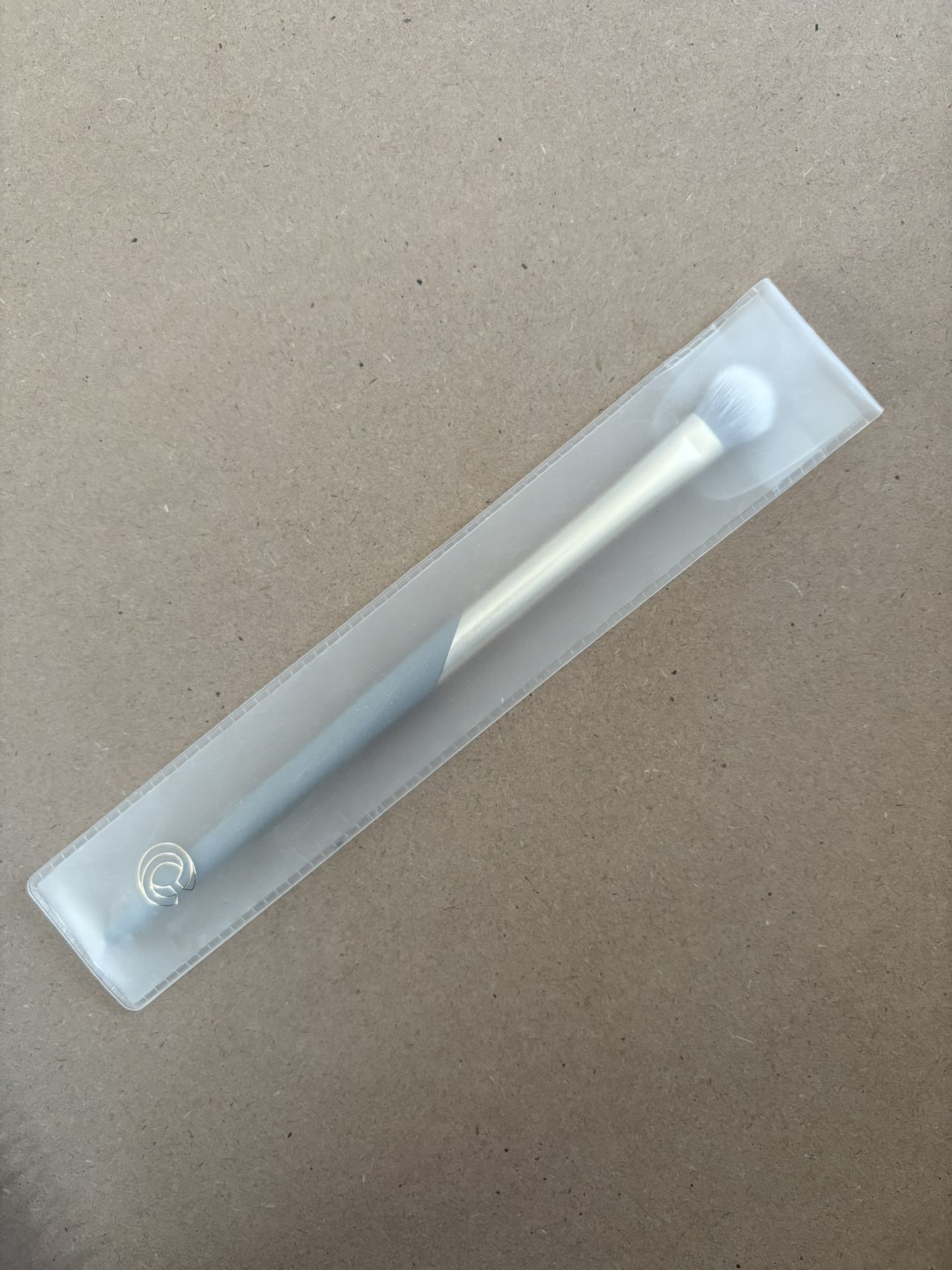 Complex Culture Precision eyelid Brush