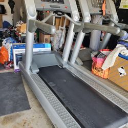 Life Fitness 93T Classic Commercial Treadmill 