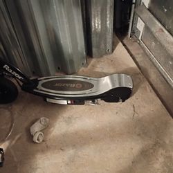 Razor Electric Scooter E100