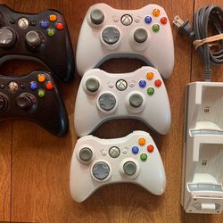 Xbox 360 Controllers 35$ Each 