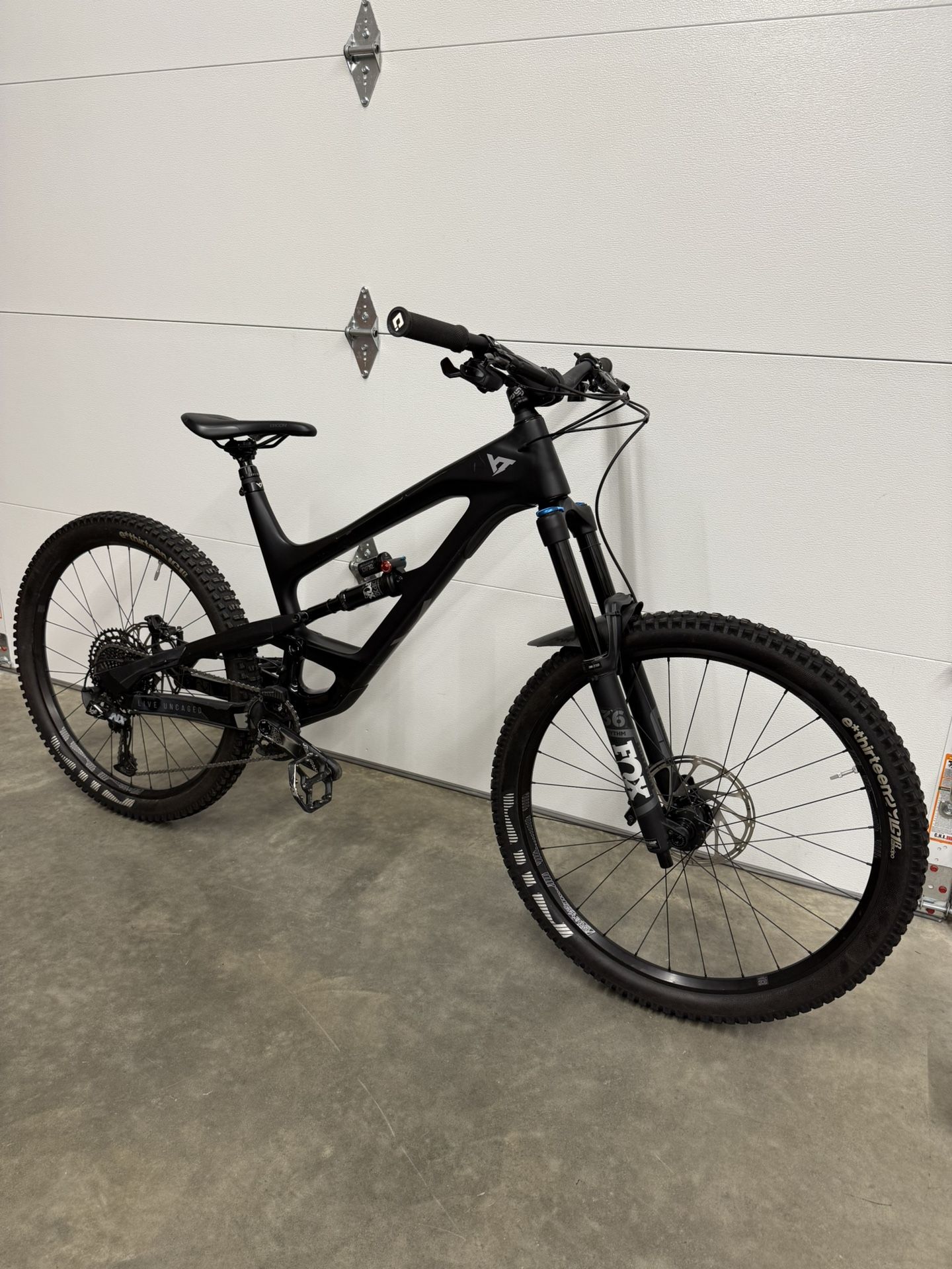 yt capra live uncaged fox suspension Nothing broken everything works perfect carbon frame $5599 plus tax MSRP