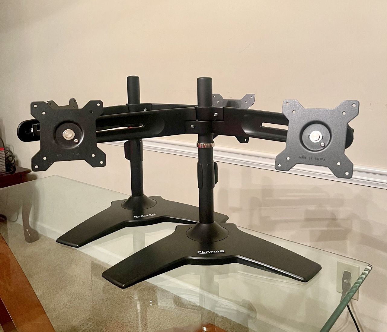 Like new Stand Planar Arm.. For two monitors of 15-24 inches each. $40  Each One 