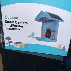 Cuckoo Smart Camera Bird Feeder With Solar Rooftop