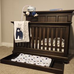 Crib/Toddler Bed. Changing Table Topper.