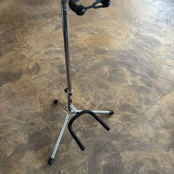 Guitar stand