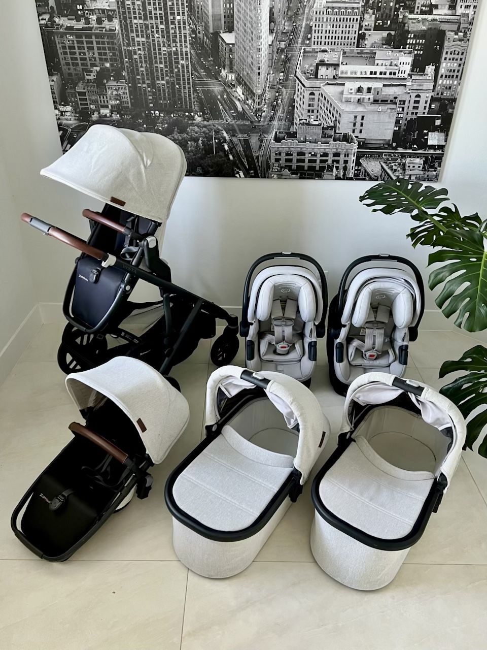Uppababy Vista 2 Twin Stroller + Mesa Max Travel System